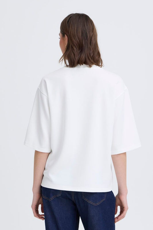 Rückansicht des Fransa Aurora Shirt - Whisper White: weißes Damen T-Shirt mit lockerer Passform, halblangen Ärmeln und schlichtem, modernem Design.