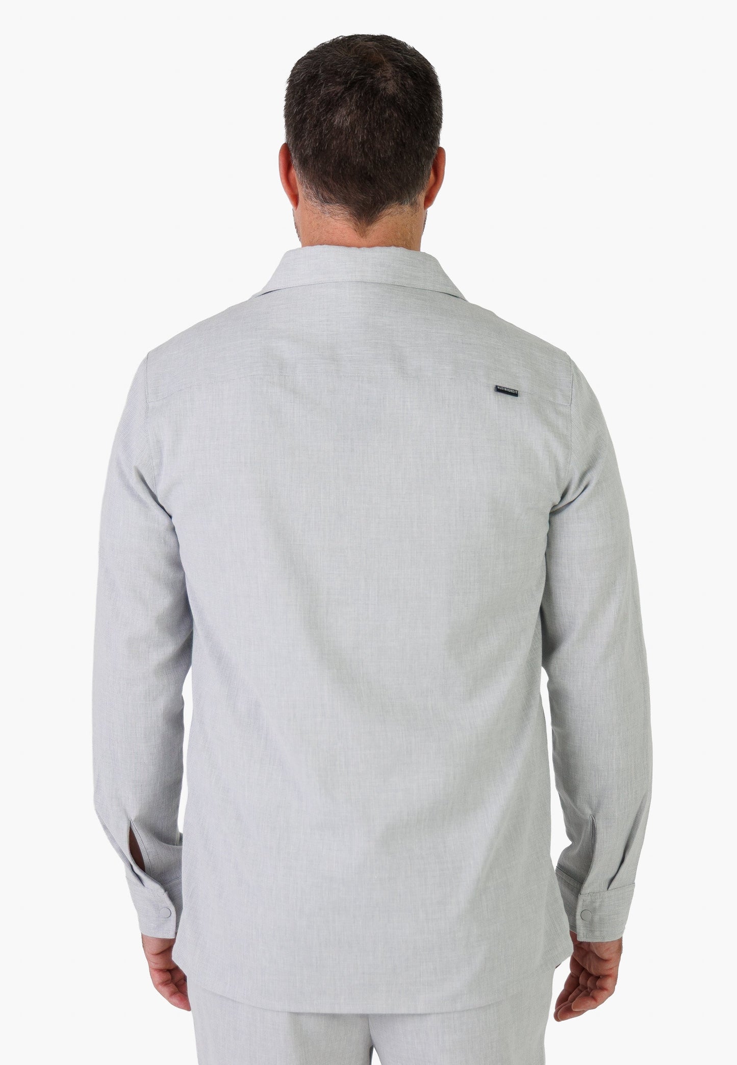 Kleinigkeit Lein Gosling Shirt - Salt Grey Herren Leinenhemd in Rückansicht mit geradem Schnitt und dezenter Logo-Detailierung