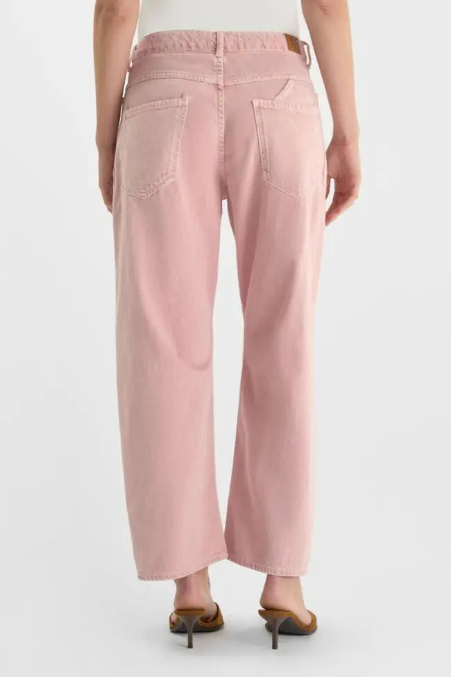 Les Temps Des Cerises Madie - High Waist Barrel - Cameo Damenjeans in Rosa, High Waist Barrel Fit mit Gesäßtaschen in der Rückansicht