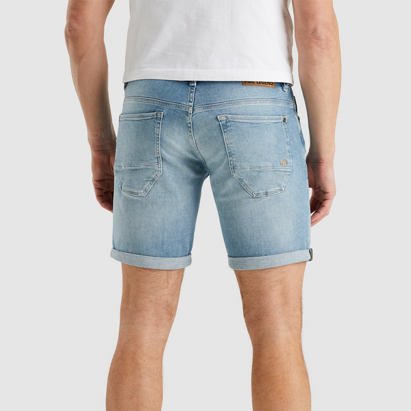 PME Legend Nightflight Shorts in Luxe Soft Black von hinten. Moderne Passform mit ikonischen PME Legend-Details und aufgesetzten Gesäßtaschen.