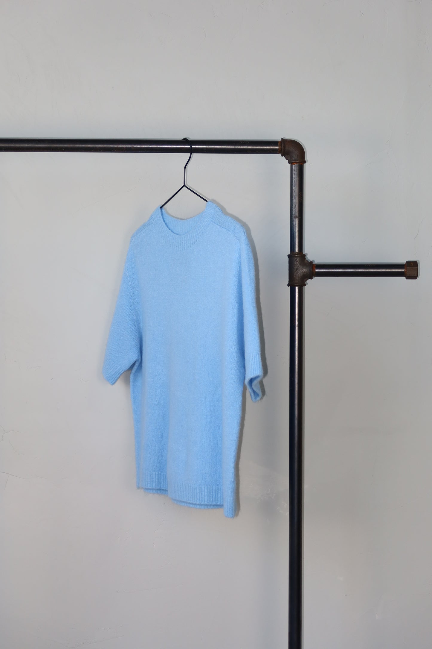 celincarolin celeste knit sky glow an der Stange