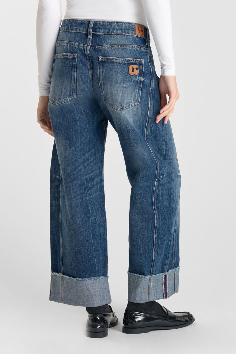 Rückansicht der Le Temps des Cerises Leal - Mid Waist Loose - Leal Blue N3 Jeans mit weiten Beinen und breitem Umschlag