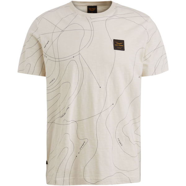 Vorderseite des PME Legend Panel Print T-Shirts in Bone White mit kleinem Logo-Patch und grafischem Linienmuster.