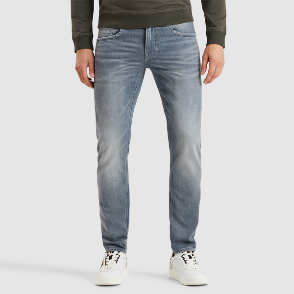 Vorderansicht der PME Legend Tailwheel Jeans in der Farbe Slim Light Grey Mid. Die Slim-Fit-Passform kombiniert weichen Stretch-Denim mit einem stilvollen, zeitlosen Design.