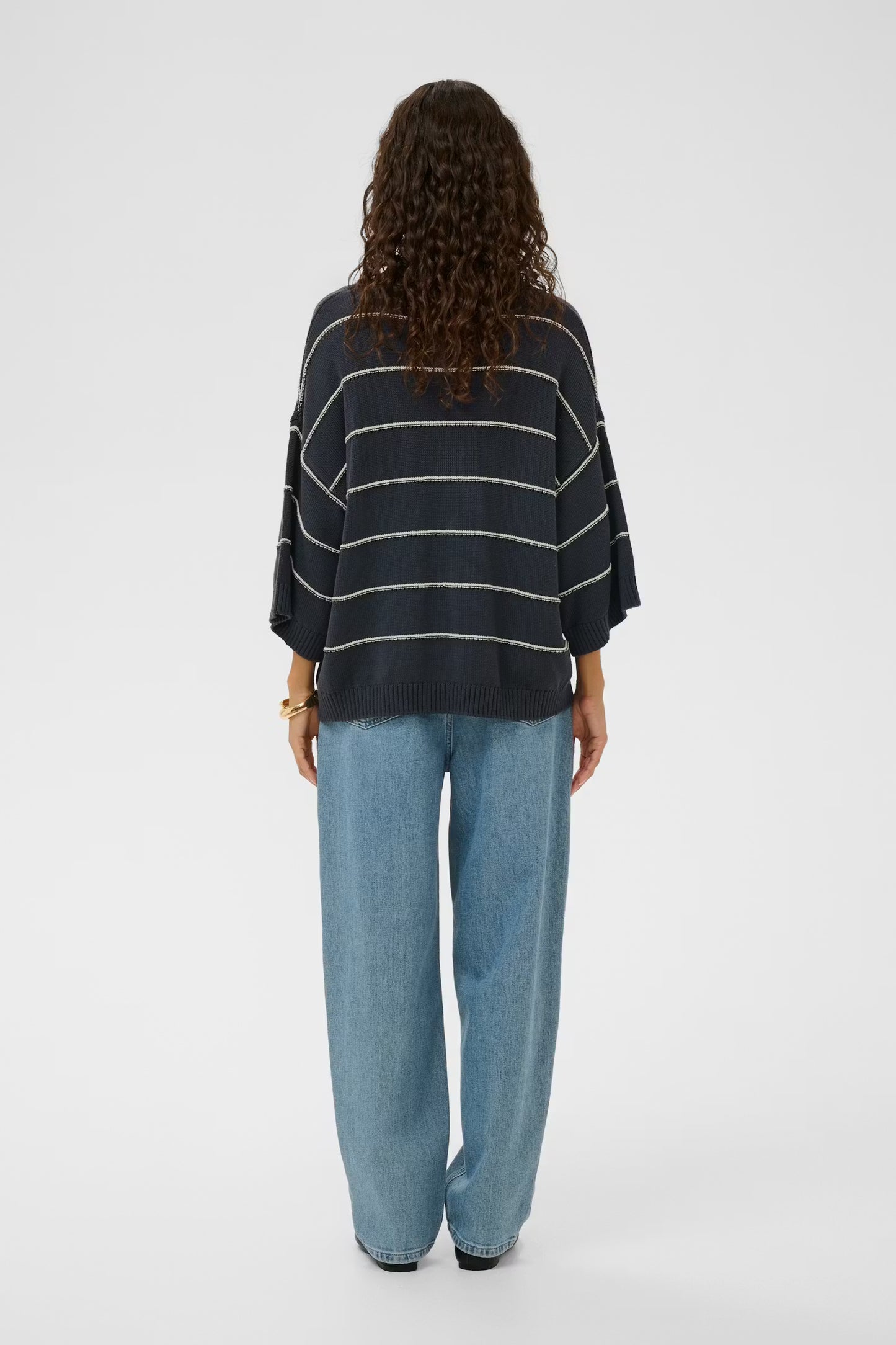 Soaked Rava Romy Pullover - India Ink White Stripe, Rückansicht des gestreiften Damenpullovers