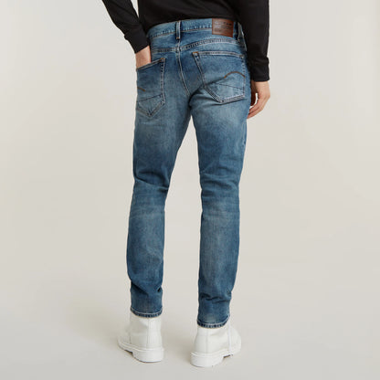 Rückansicht der G-Star 3301 - Regular Tapered Jeans in Vintage Azure mit authentischer Used-Optik