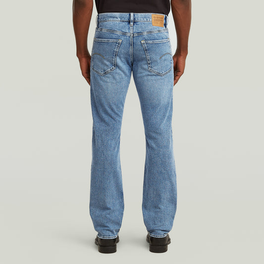 G-Star Mosa - Straight - Faded Sea Point Blue Jeans in geradem Schnitt, Rückansicht mit klassischer Denim-Waschung und Five-Pocket-Design