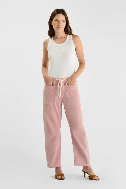 Les Temps Des Cerises Madie - High Waist Barrel - Cameo in Rosa, Damen Jeans mit High Waist Bund, Barrel Fit und lässiger Silhouette in der Frontansicht