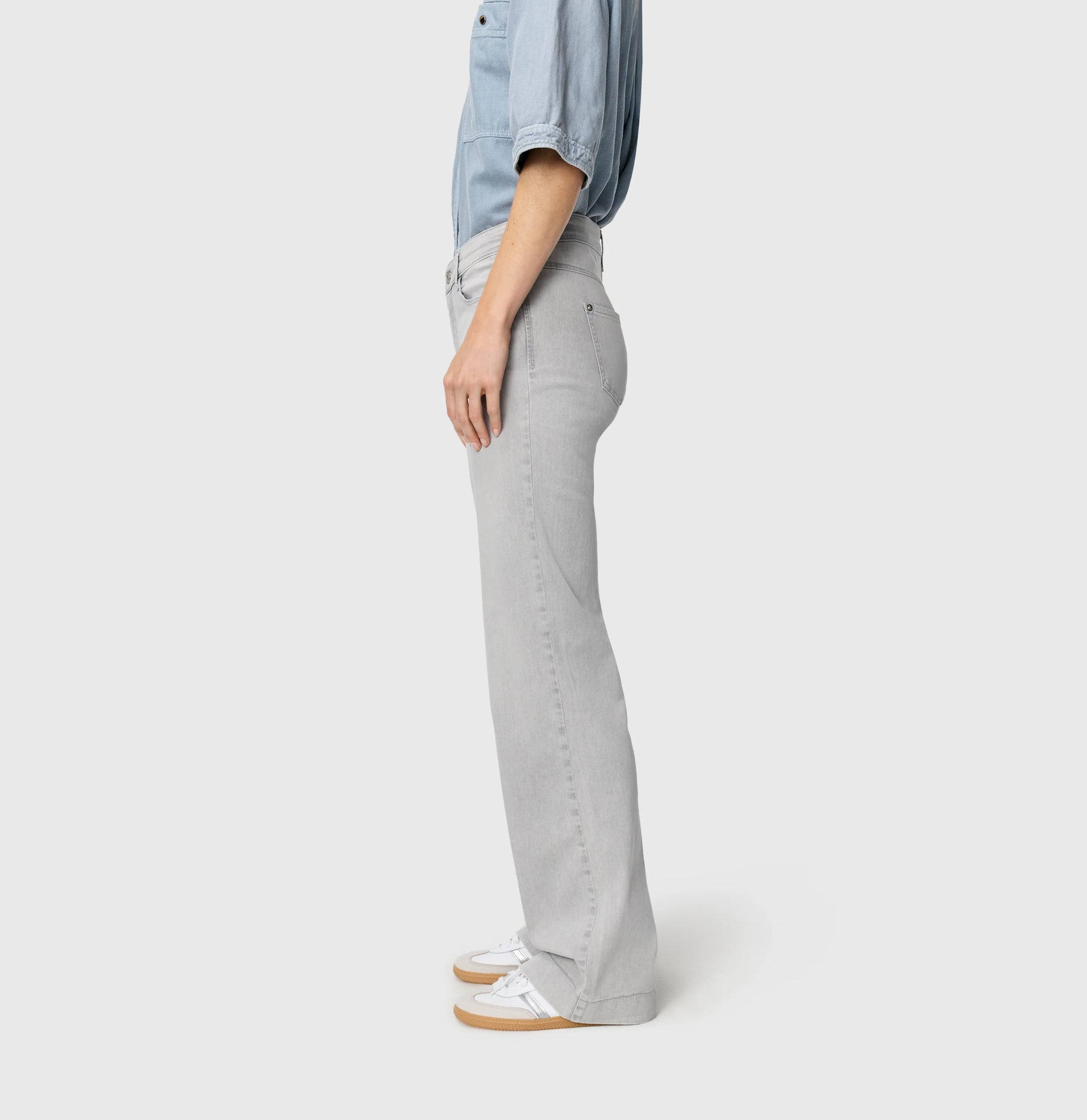 Mac Dream Wide - Mid Waist Wide Leg - Ash Grey Washed Wide Leg Jeans für Damen in moderner Mid-Waist-Passform und grauer Denim-Optik