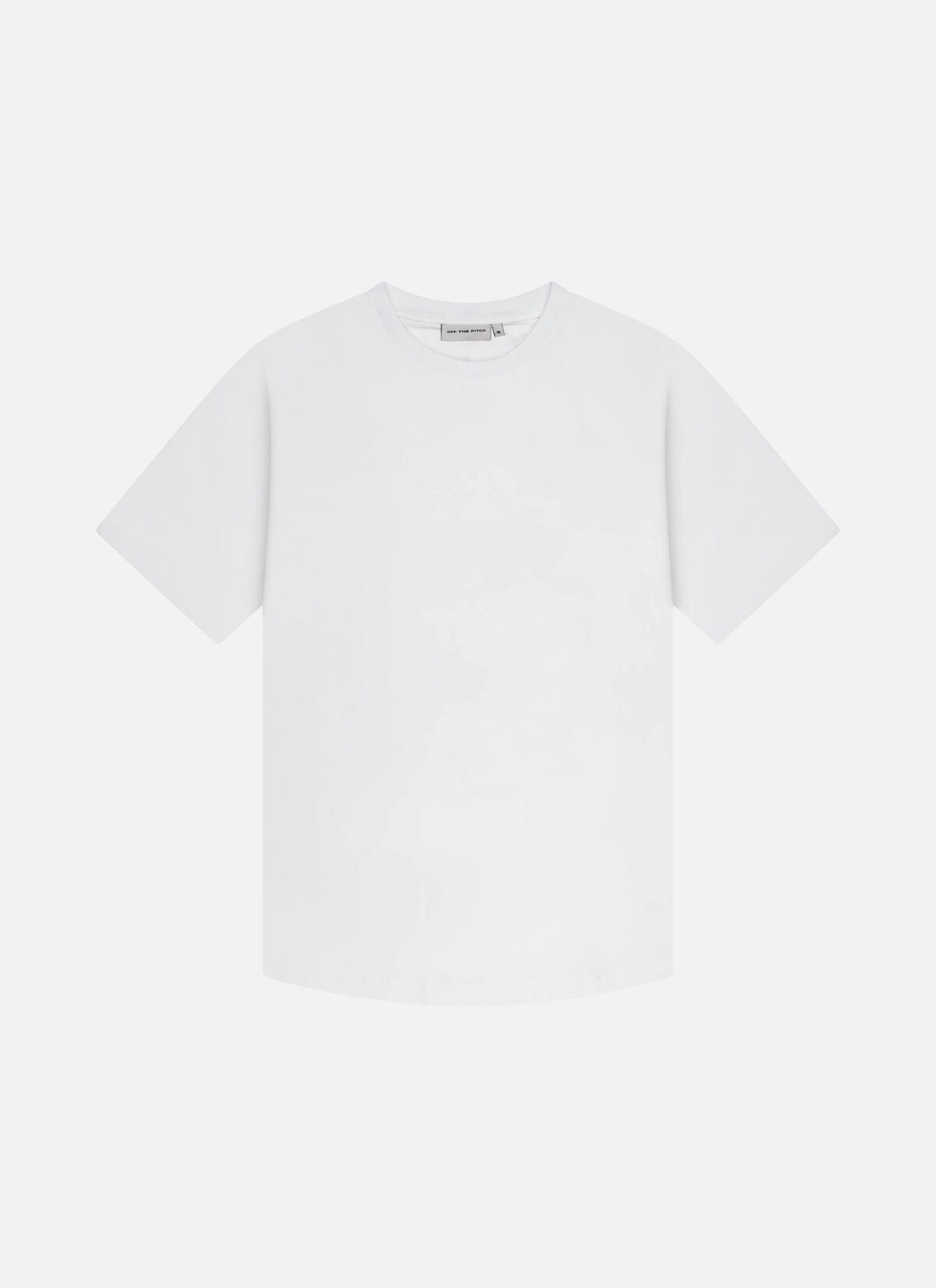 Off the Pitch Botanic Slim Fit Tee - White in der Frontansicht, weißes Slim Fit T-Shirt mit Rundhalsausschnitt und kurzen Ärmeln
