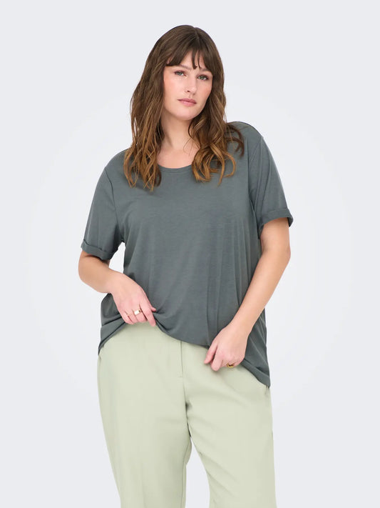 Plus Size Damen T-Shirt in Balsam Green mit Umschlagärmeln – Only Carmakoma Moster Fold Up Top, Vorderansicht