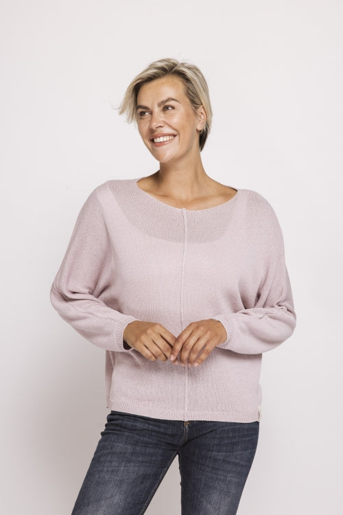 Zhrill Luni - Pink Strickpullover für Damen in Frontansicht, lässige Passform mit Rundhalsausschnitt und feiner Struktur