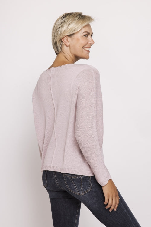 Zhrill Luni - Pink Damenpullover in Rückansicht, lockerer Schnitt mit langen Ärmeln und weichem Strickmaterial