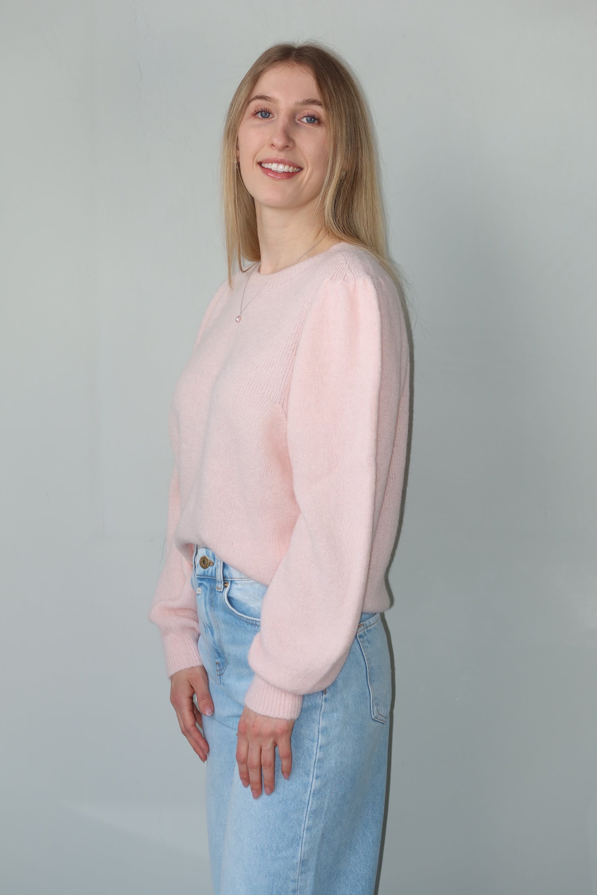 celincarolin Cloud Knit Blush Rose Seitenansicht
