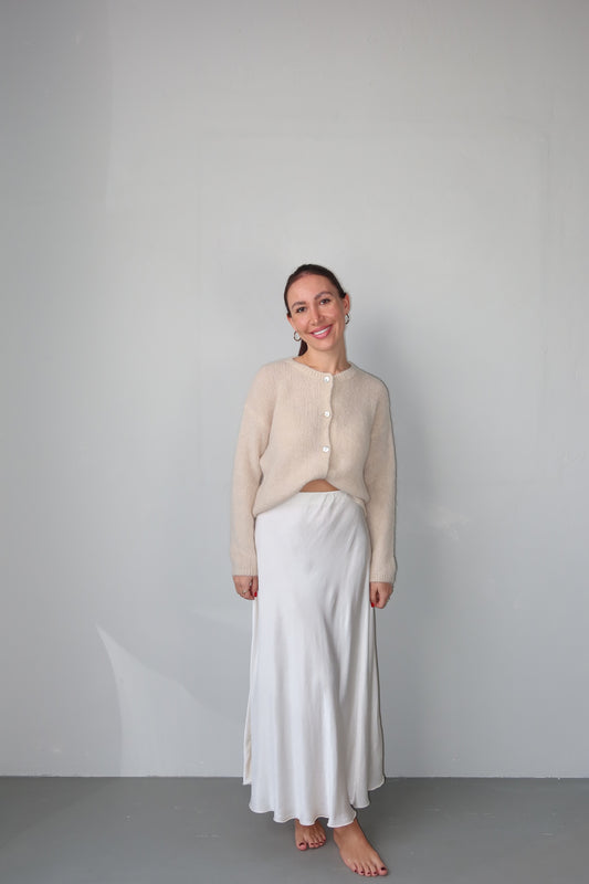celincarolin Soft Flow Skirt Camilla Pearl Vorderansicht