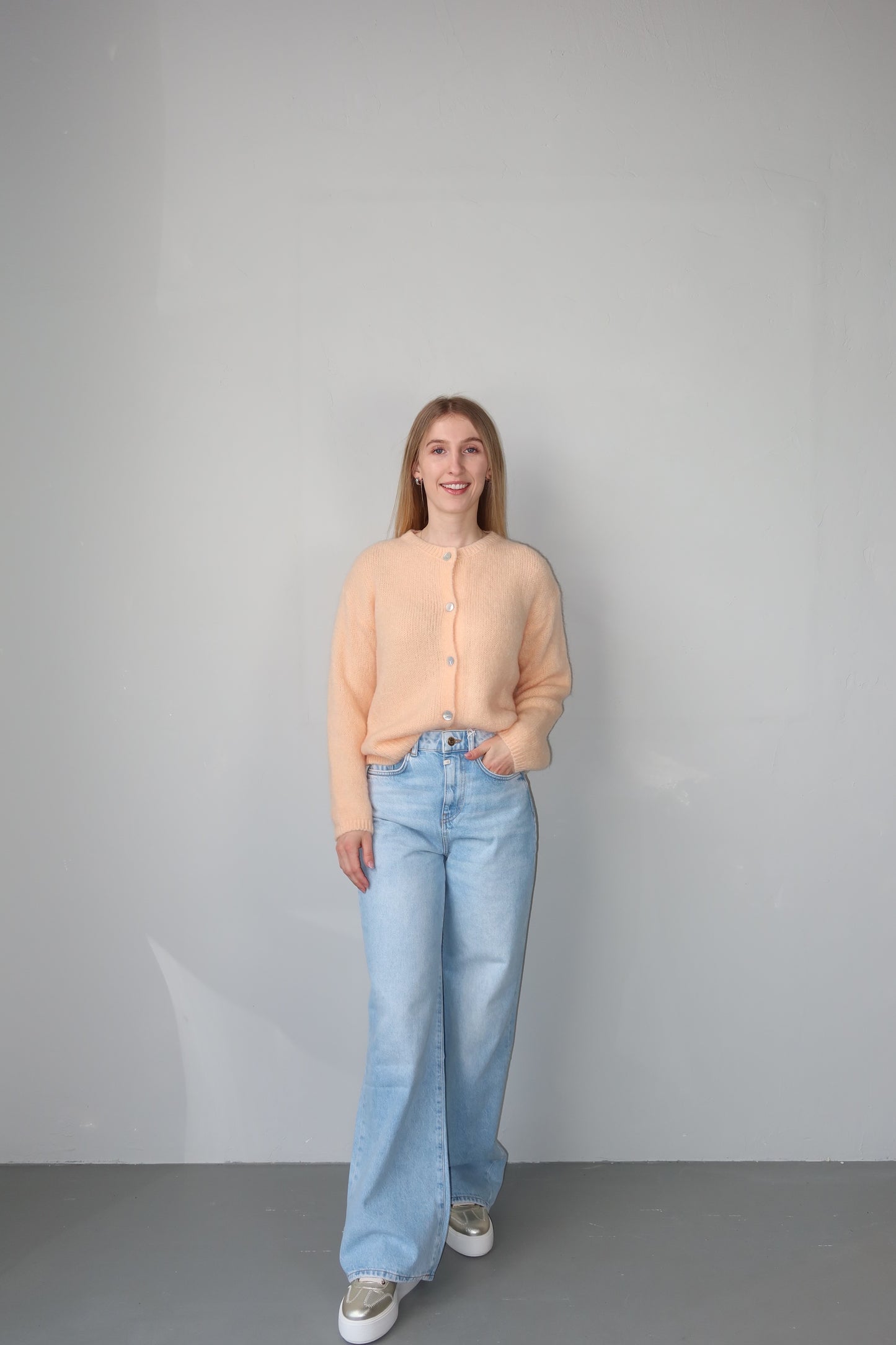 celincarolin cloud cardigan peach sorbet Vorderansicht