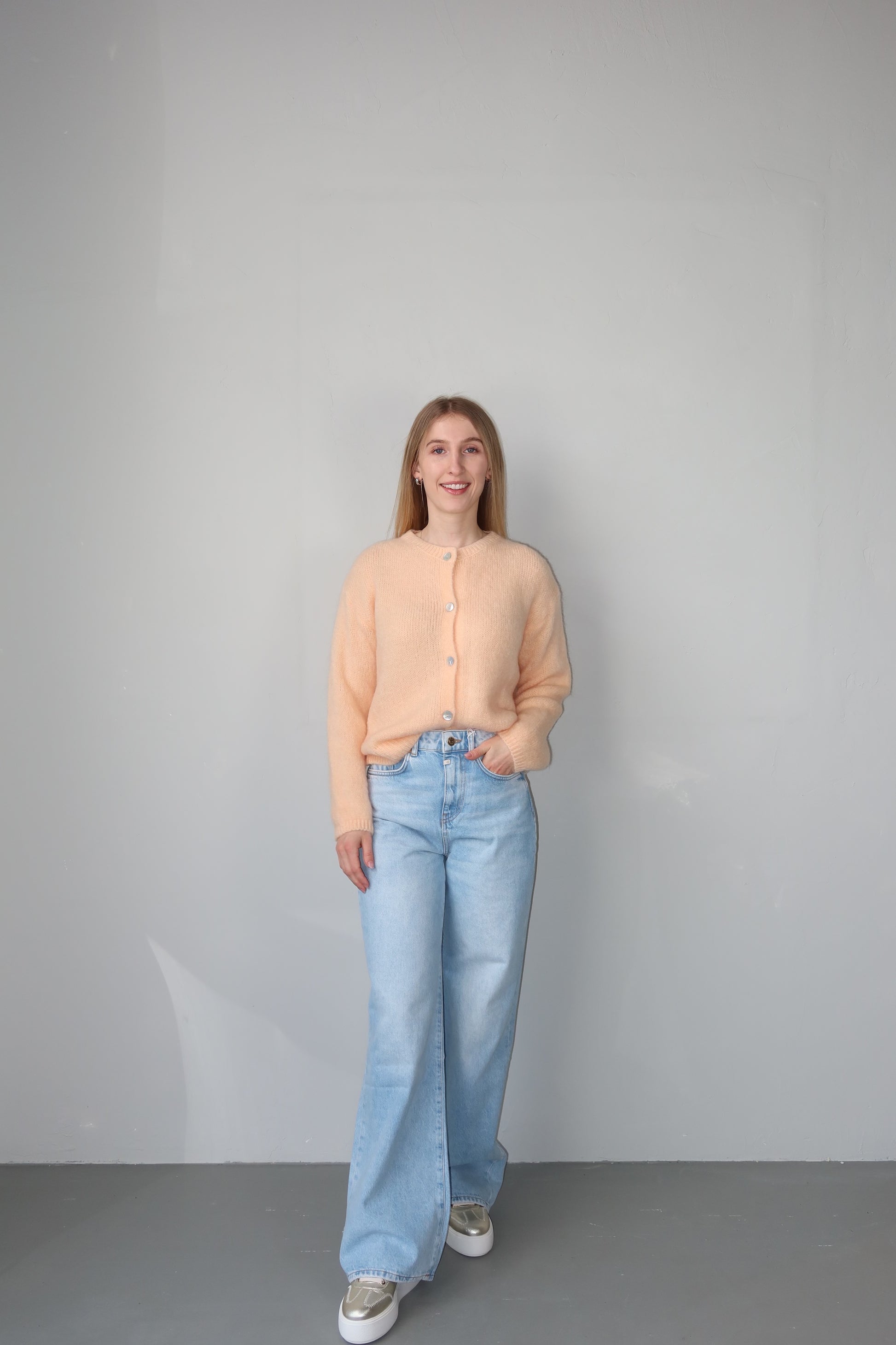 celincarolin cloud cardigan peach sorbet Vorderansicht