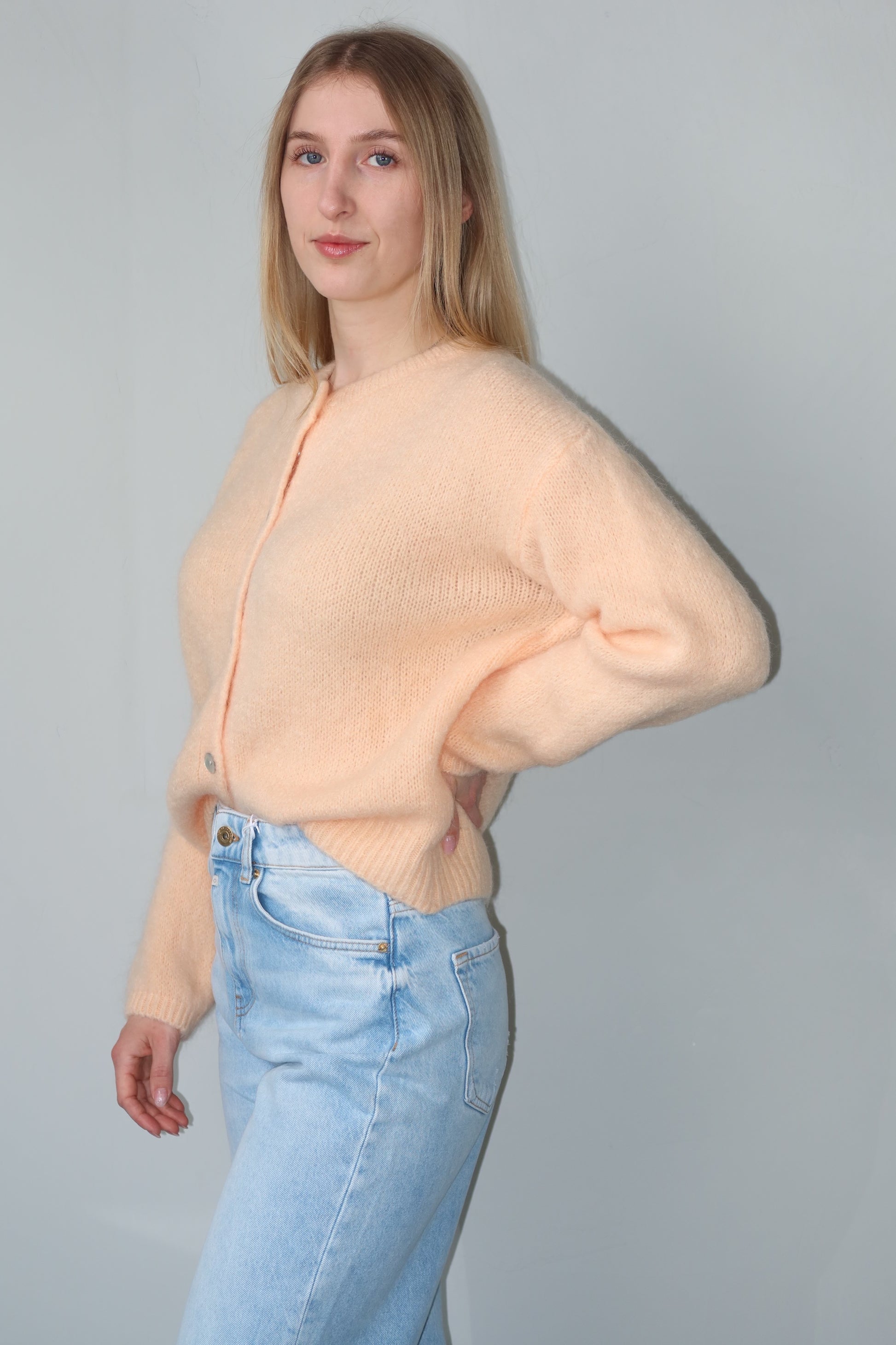 celincarolin cloud cardigan peach sorbet seitenansicht