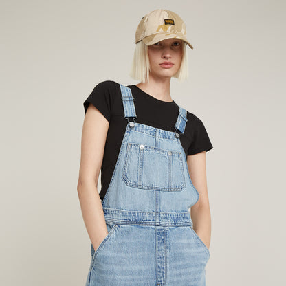 Detailansicht der Brusttasche und Träger der G-Star Raw Dungaree Straight Leg Sun Faded Cloudburst – klassische Latzhose im Vintage-Stil