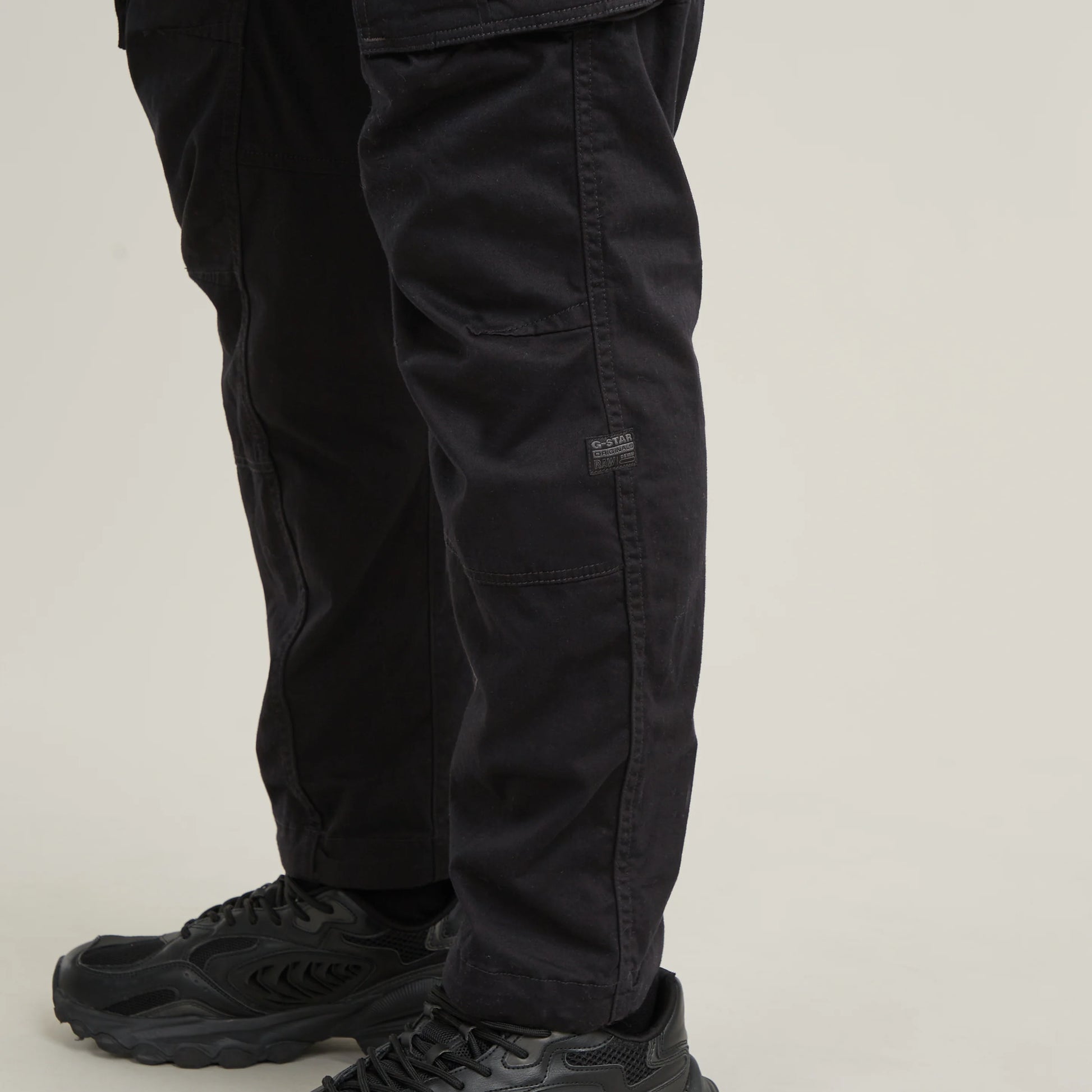 g-star-rovic-trainer-zip-3d-regular-tapered-dark-black-material