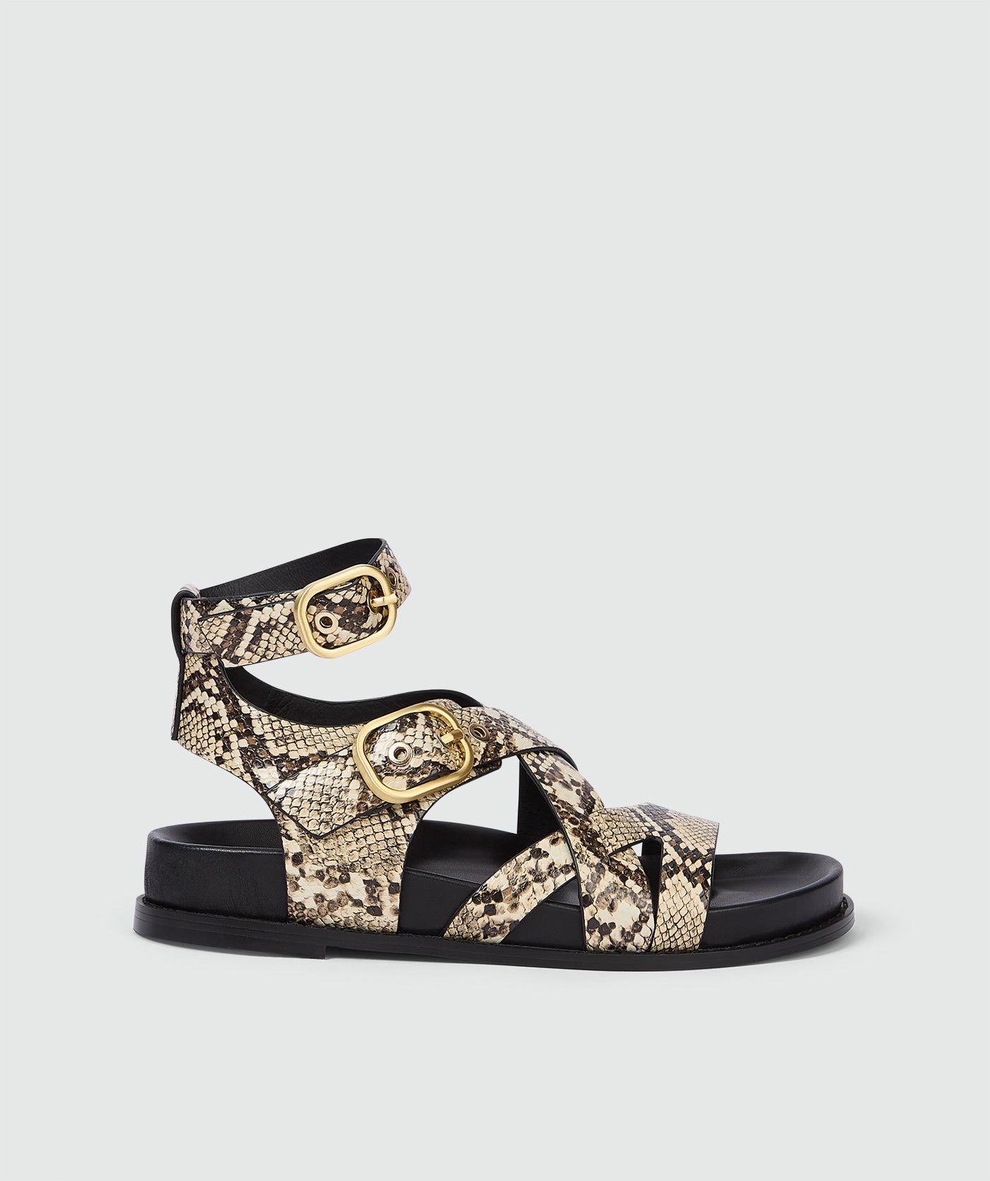 Josh V Serena - Snake Damen Sandalen mit Schlangenprint, goldenen Schnallen und flacher Sohle in Seitenansicht