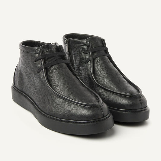 Nubikk Steve Ryan Mid Black Leather Schuhe in schwarzem Glattleder – Vorderansicht mit klarer Linienführung und Schnürung