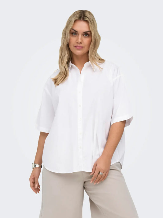 Only Carmakoma Bersa 2/4 Shirt - Bright White Frontansicht Damen Bluse mit halblangen Ärmeln in Weiß und lockerem Schnitt