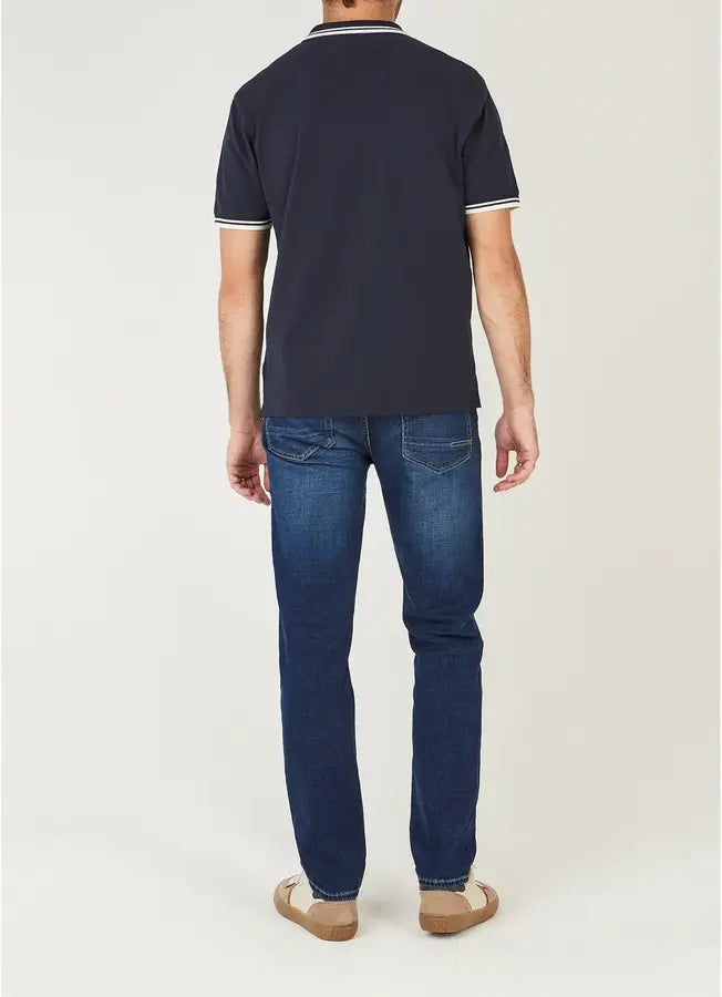 Pepe Jeans London Cash - Mid Waist Regular Straight - 5AD Jeans Rückansicht mit geradem Bein und authentischem Denim-Look