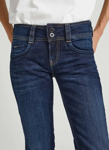 Nahaufnahme des breiten Bundes mit Doppelkknopfverschluss bei der Pepe Jeans London Gen - Mid Waist Straight - H06