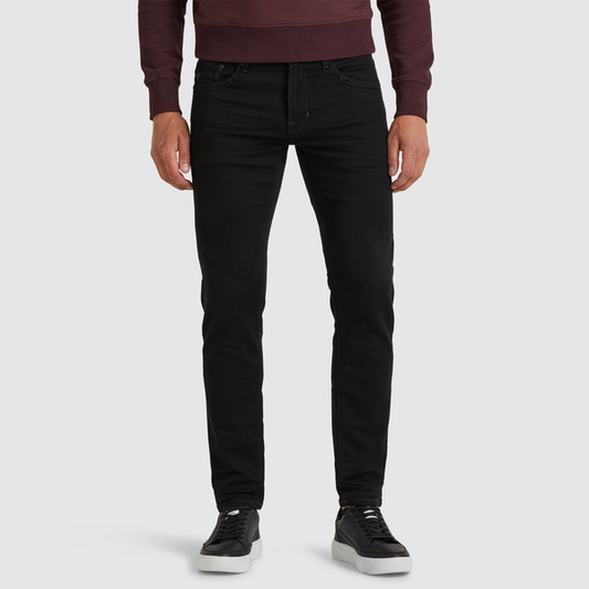 Vorderansicht der PME Legend Tailwheel Jeans in der Farbe Slim Black Denim. Die Slim-Fit-Jeans bietet eine moderne Passform und klassischen Stil, kombiniert mit typischen PME Legend-Designelementen.