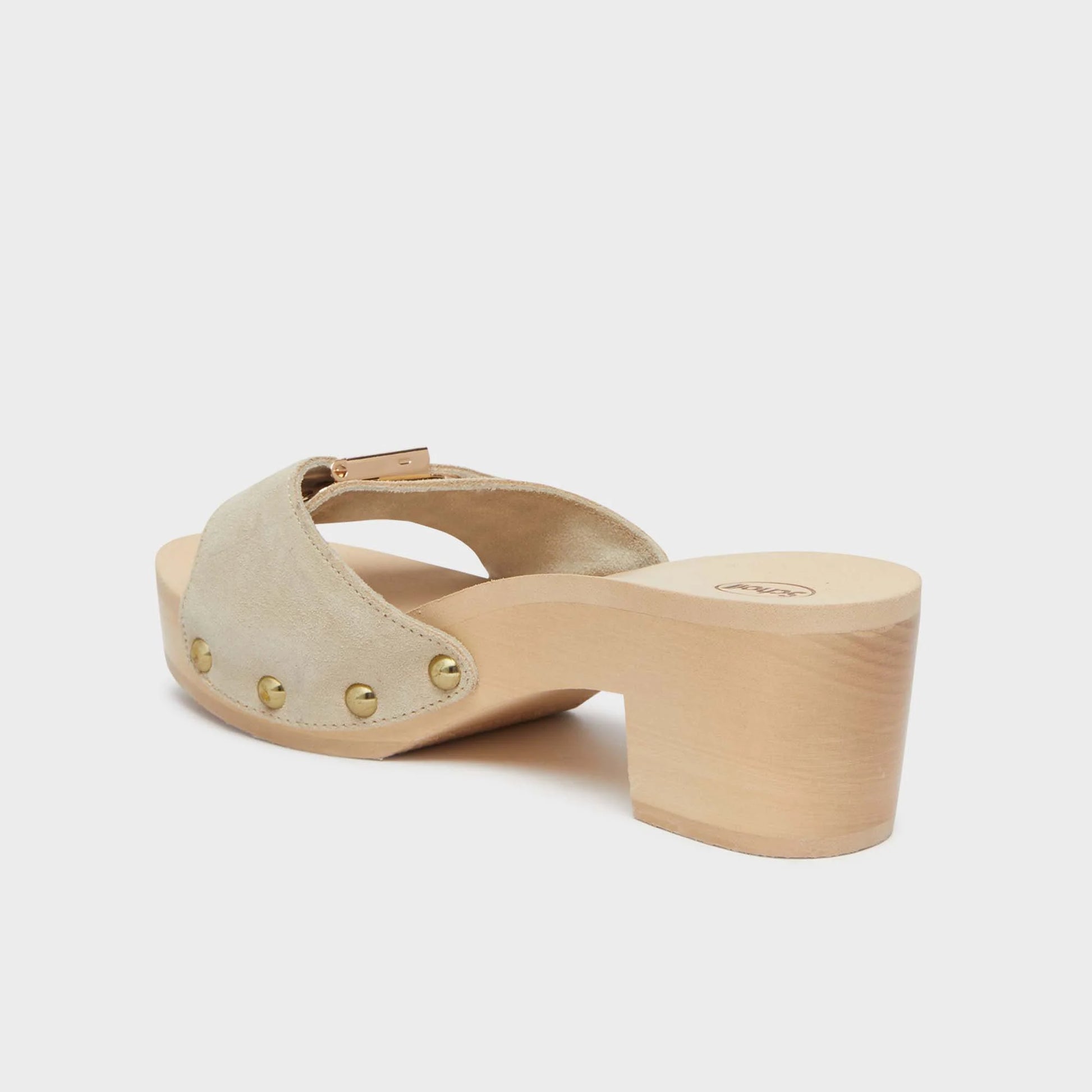 scholl Pescura Ibiza 2.0 - Dark Beige Damen Sandale Rück- und Seitenansicht mit Holzsohle und dekorativen Nieten